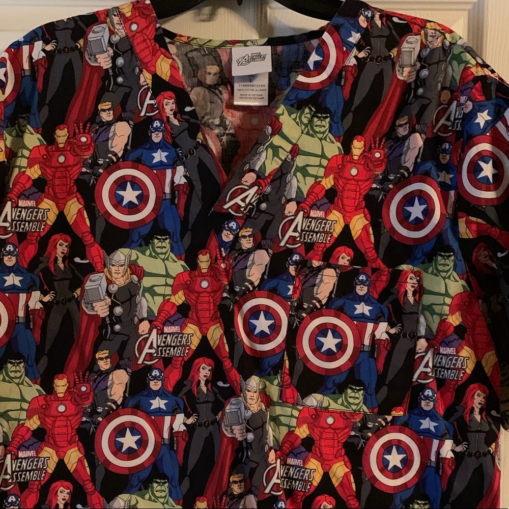 Unisex scrub top